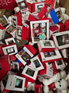 TGT Christmas Merchandise Truckload - Image 9