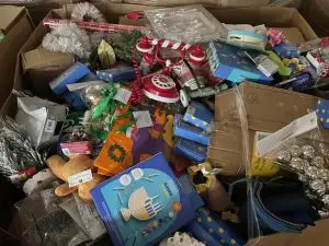 TGT Christmas Merchandise Truckload - Image 11