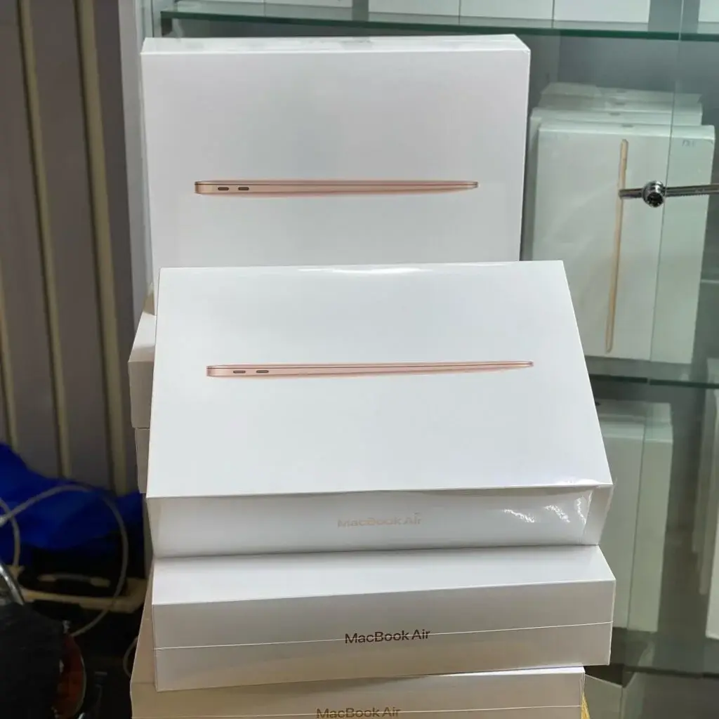 Macbook Wholesale - Image 4