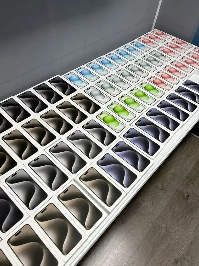 iPhone Pallets - Image 4