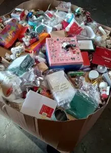 TGT Christmas Merchandise Truckload - Image 2