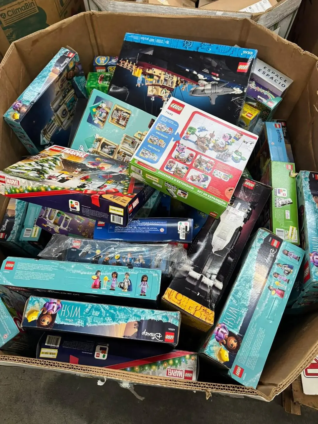 Lego Pallets - Image 8